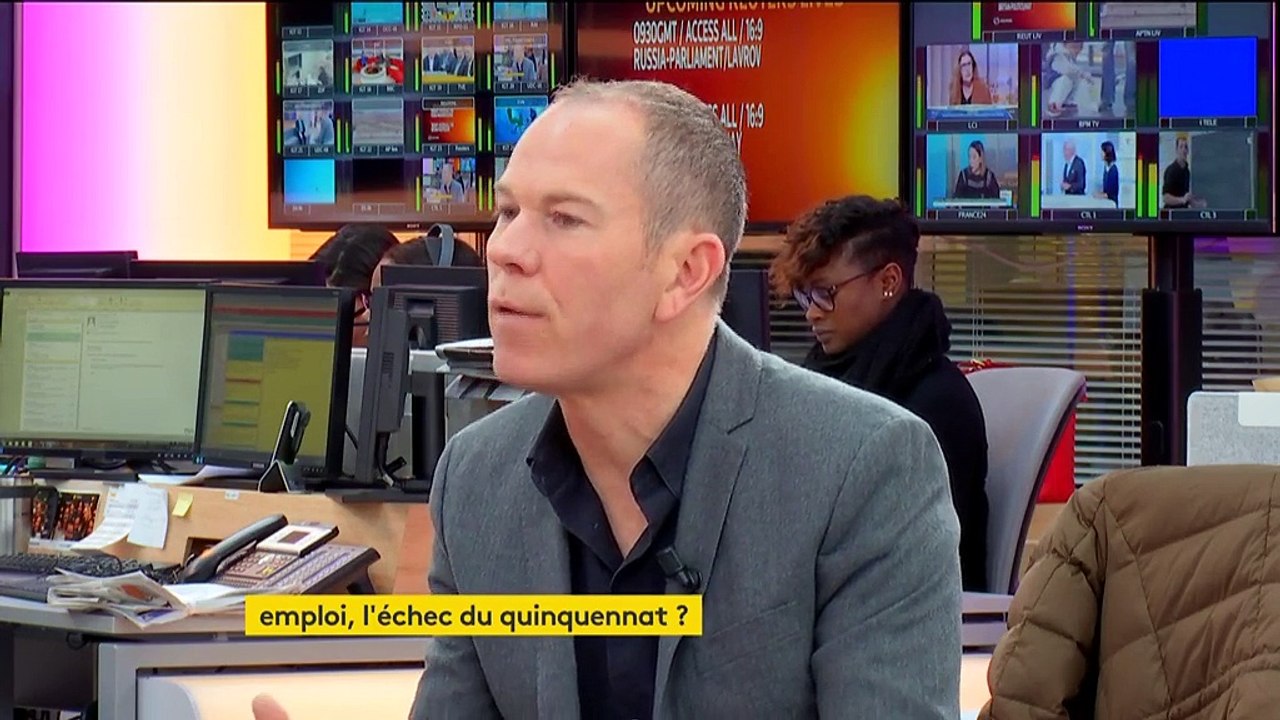 Primaires de la gauche: "à court terme, Manuel Valls est le plus crédible" selon Henri Sterdyniak