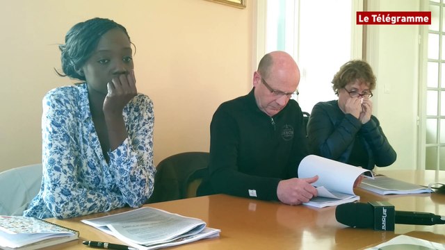 Le Guilvinec (29). Rama Yade visite la criée