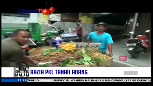 Razia PKL di Tanah Abang