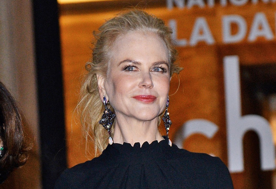 Nicole Kidman Debuts Scary New Face Amid Plastic Surgery Rumors!