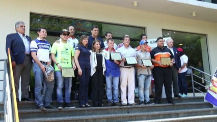 Pilotos paraguayos del Dakar reciben homenaje por su positiva participación en 2017