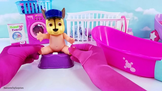 Paw Patrol Chase Baby Doll Bath Time Bath Paint Learn Colors Potty Training Fun Pretend Play Video