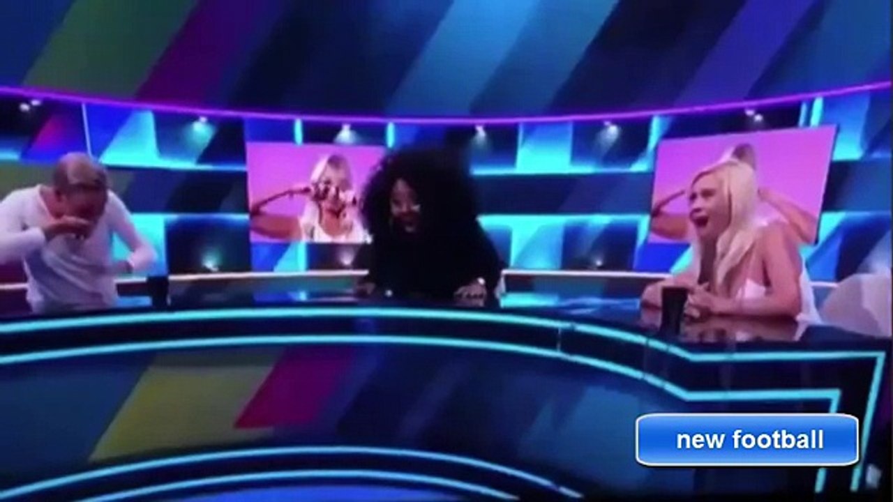 Apresentadoras Vacilam E Mostram Os Peitos