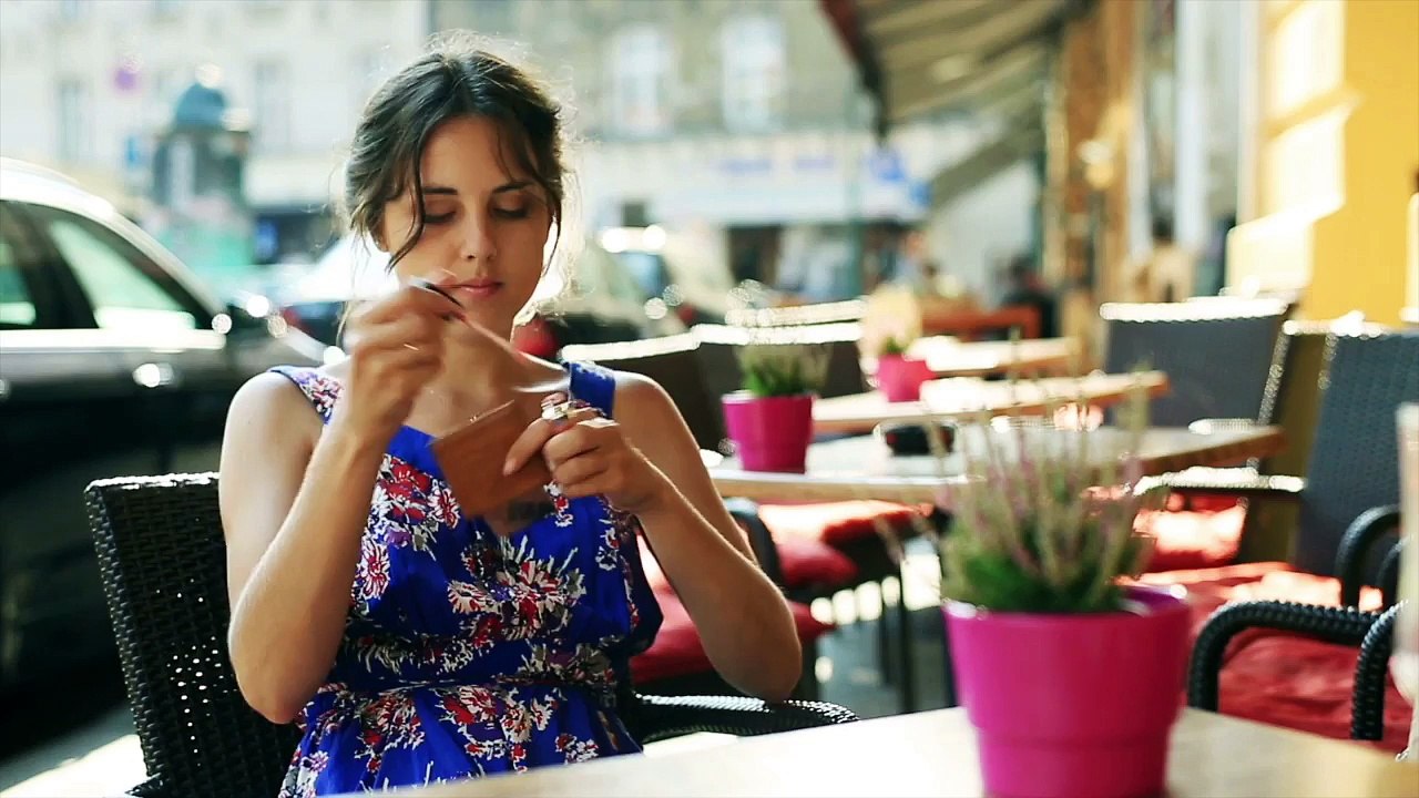 10 ASTUCES QUE TOUTES LES FILLES DOIVENT CONNAITRE - Lama Faché