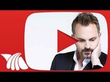 ¡Miguel Bosé besa a uno de sus músicos en concierto!