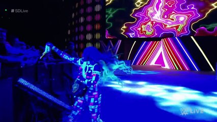 Naomi Debuts New Ring Entrance!