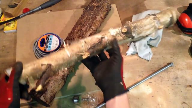 Built for Fun #09 Lampe à chevet rustique en rondin de bois