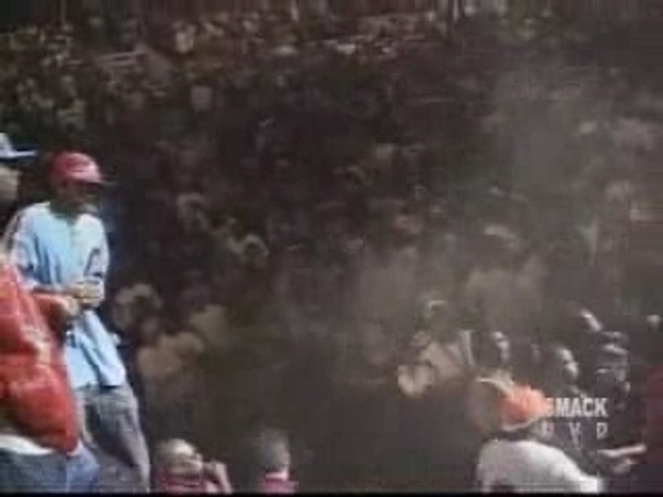 Fight At New York Dipset Concert LIVE