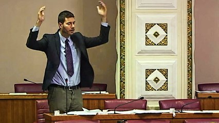 Pernar: "Cirkus ili veleizdaja?"