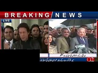 Imran Khan Put Mashal Girl In Front Of Media