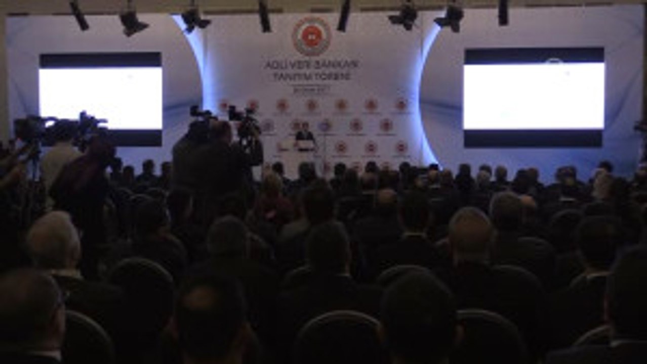 Başbakan Yıldırım: "15 Temmuz Darbe Girişimi, Hukuk Tanımazlığın Zirveye Ulaştığı Olaylar Olarak...