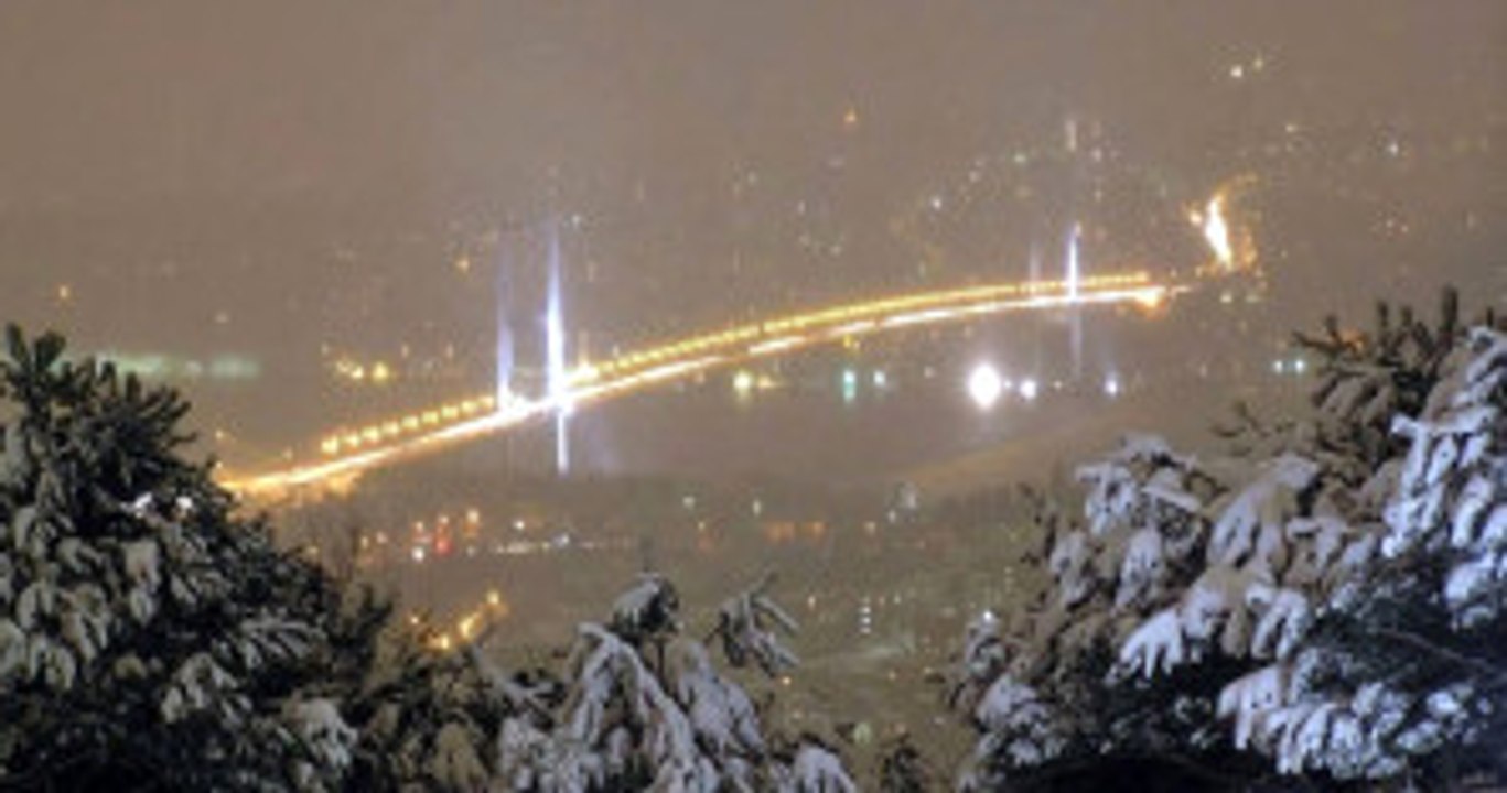 Meteoroloji Alarm Verdi! İstanbul'da Akşam Saatlerinde Kar Yağışı Artacak