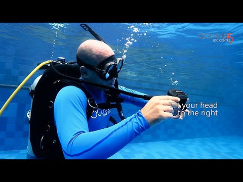 PADI Divemaster Skills at the Gili Islands in Indonesia: Free Flow Regulator 2