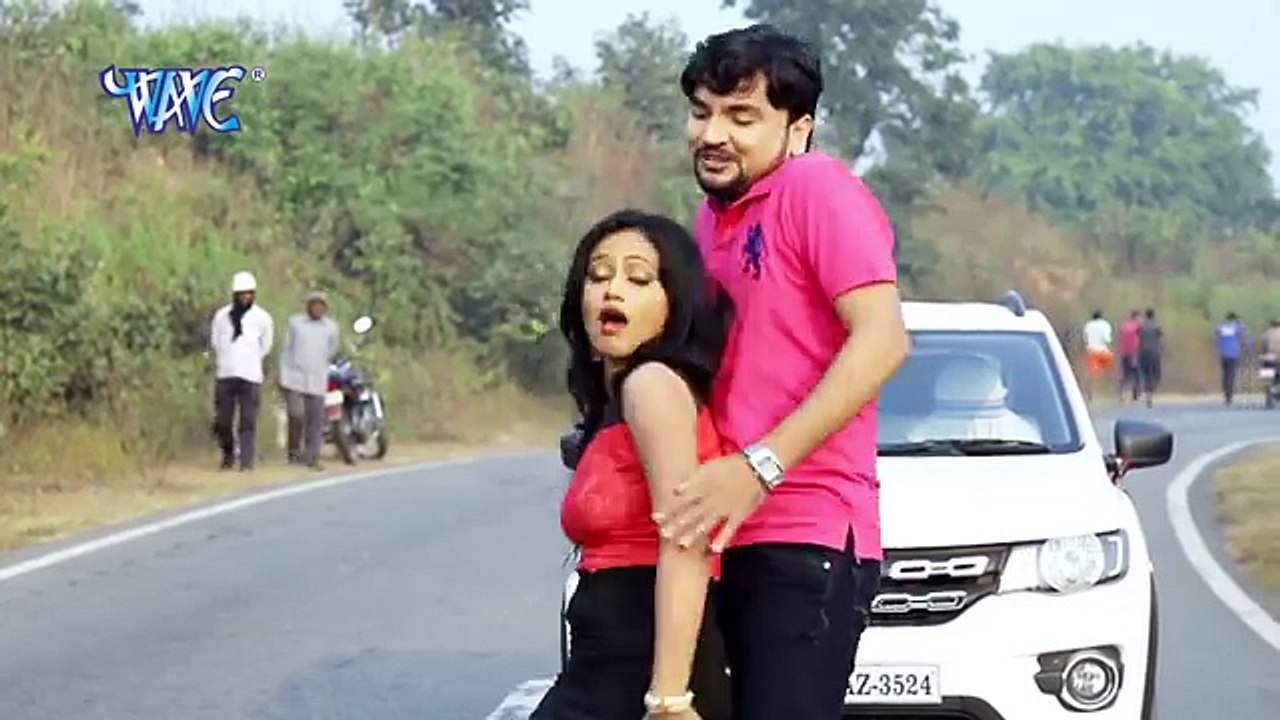 फरवाई लिहलू चोली दुप्पटा - Chudi Tutal Kalaiya Me - Gunjan Singh - Bhojpuri Song 2017