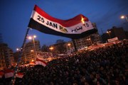 يناير للثورة شباب يحميها .. ملحمة 18 يوم غيرت شكل مصر‎