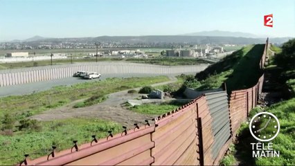 États-Unis : une étape de plus vers la construction du mur anti-mexicain