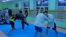 Рукопашный бой. Отработка борцовской техники, работа в партере