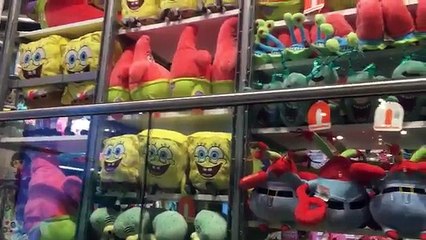 Download Video: Nickelodeon toy hunt: SpongeBob Squarepants, Paw Patrol, Dora the Explorer, Ninja Turtles