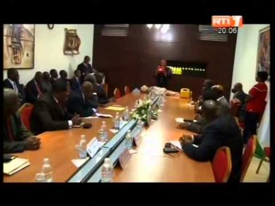 Santé:Le District d'Abidjan fait un don  de 24 Défibrillateurs au gouvernement
