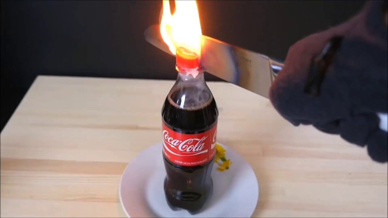 EXPERIMENT HOT Glowing 1000 degree KNIFE VS OBJECTS