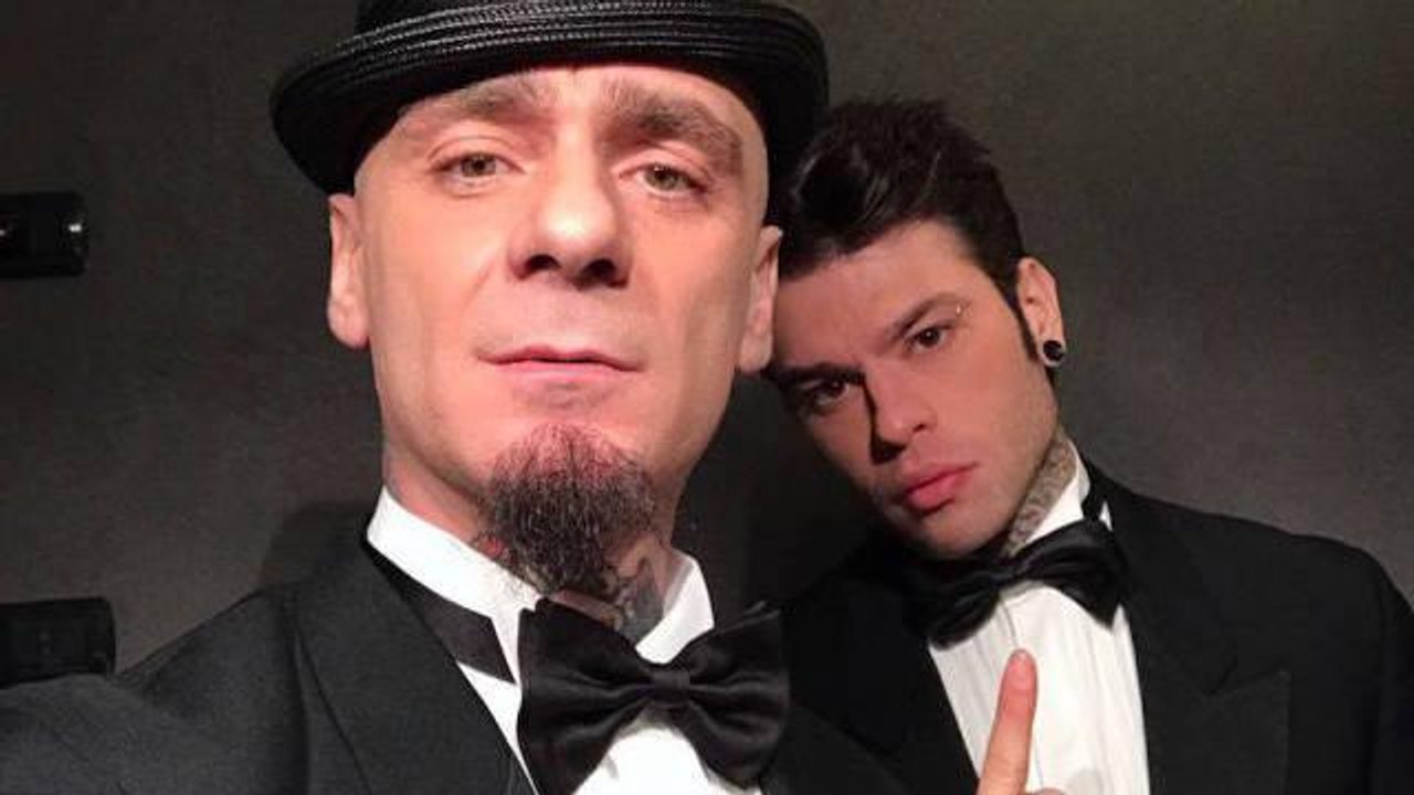 Piccole Cose: polemiche per il video dei record di Fedez e J-Ax