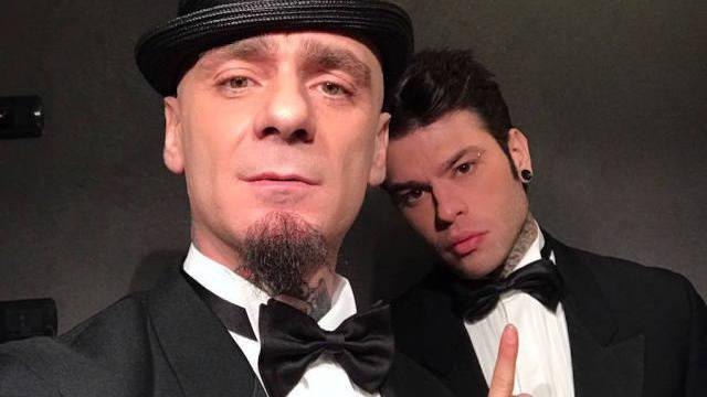 Piccole Cose: polemiche per il video dei record di Fedez e J-Ax