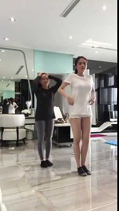 Hot Girl Dance shuffle cute baby