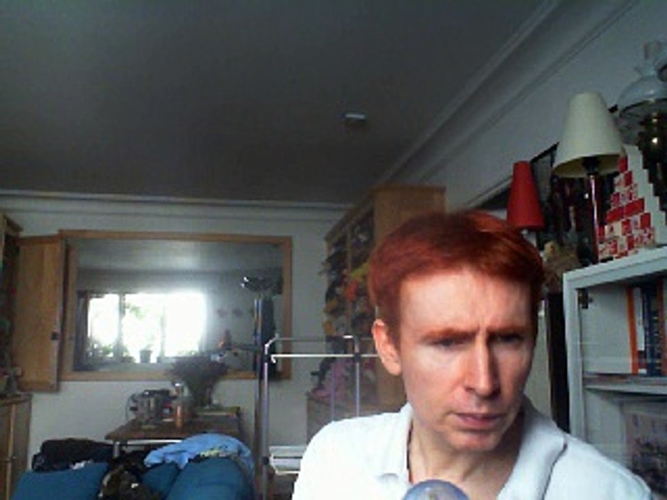 Wiwi égratigne "oh guitare guitare" d'Enrico Macias