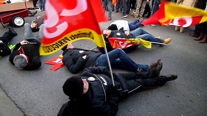 Les cheminots des ateliers du Toulon à Périgueux contre les suppressions de postes