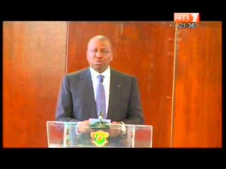 Activité du PR:Le Ministre de l'intérieur Francais Manuel Valls reçu par le P.R  Alassane Ouatarra