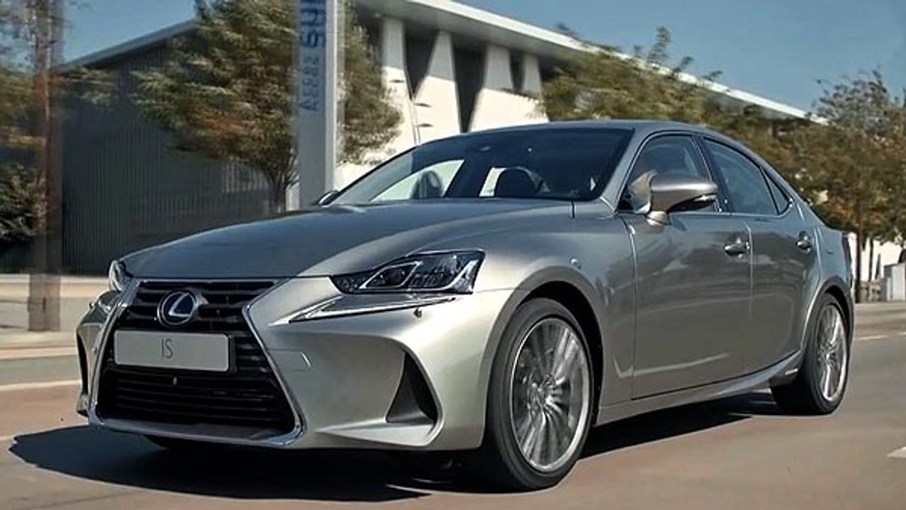 Lexus IS 300h