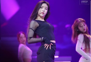 Young Girl Dance In Her Room Must Watch