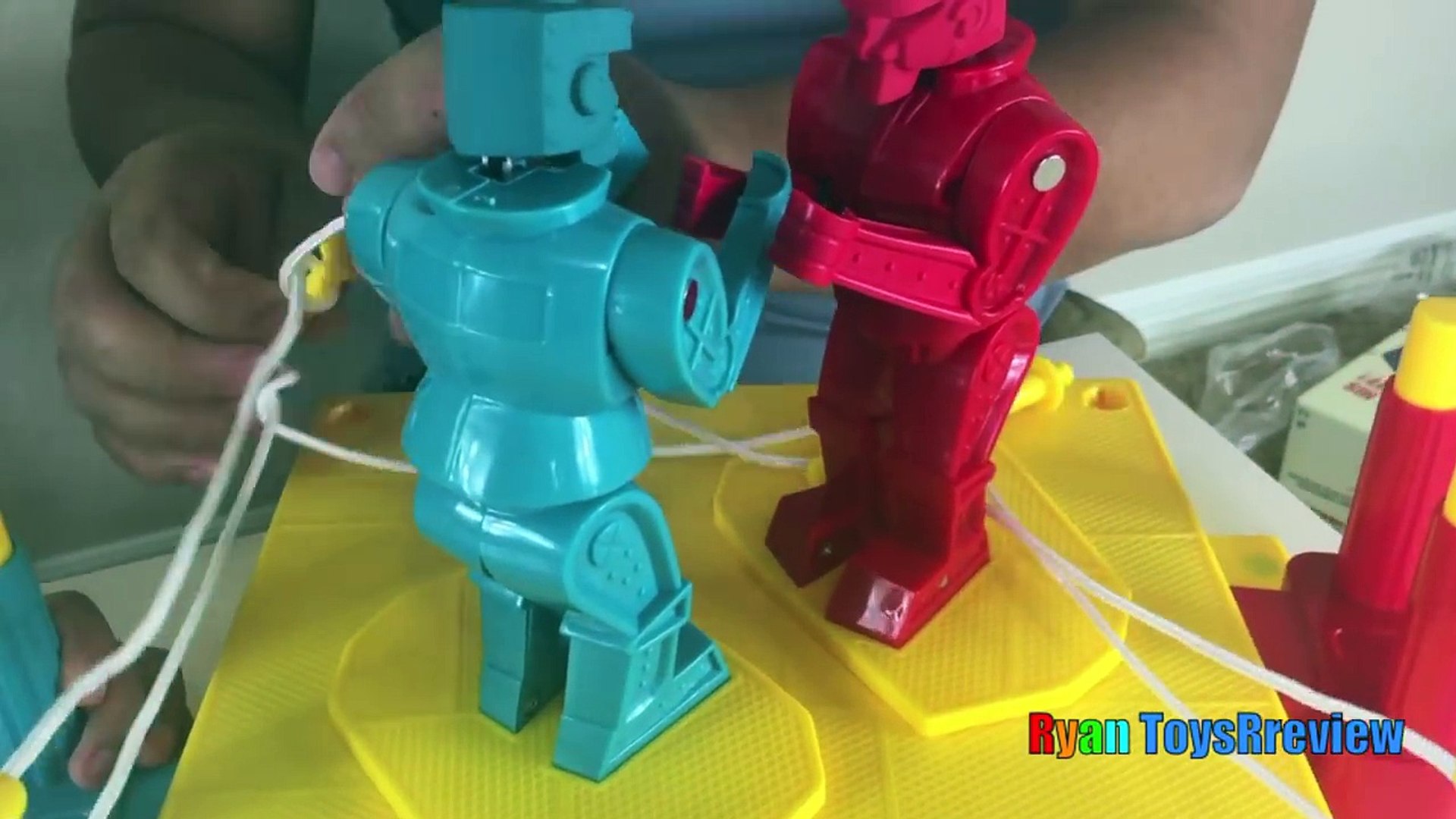 Rock em Sock em Robots Family Fun Classic Game for kids Surprise Toy Car Ryan ToysReview