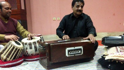 Maye ni mein kinu Akhan Live Ghazal | MUST LISTEN