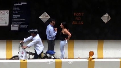 INDIAN COUPLE FIGHTING Outside Office (Amazing WWE funny delhi video) India