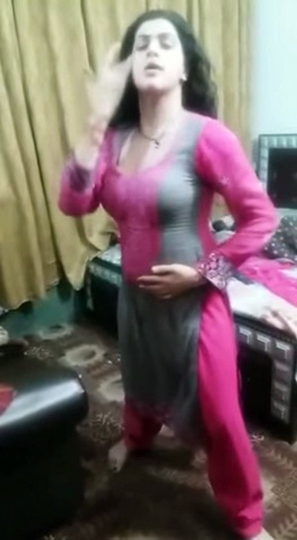 Pakistani Mujraa