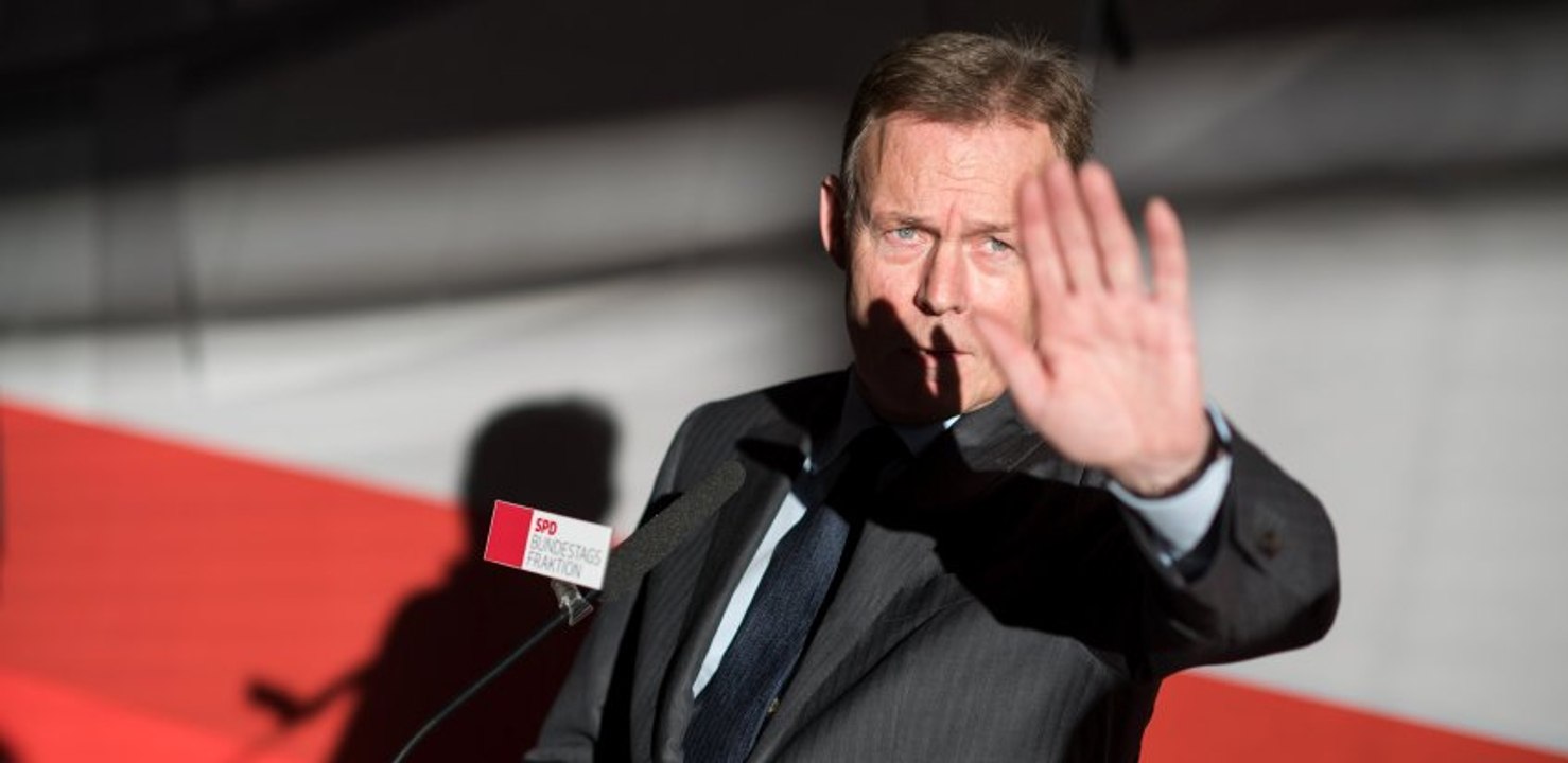 Fake News im Internet: Koalition will Facebook Meldestelle gesetzlich vorschreiben