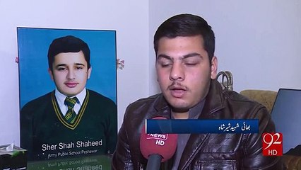 APS ATTACK - Ahmad Zameen Par Lait Jao, Kaisay Sher Shah Nay Seenay Par Goli Kha Kar Bhai Ki Jaan Bachai