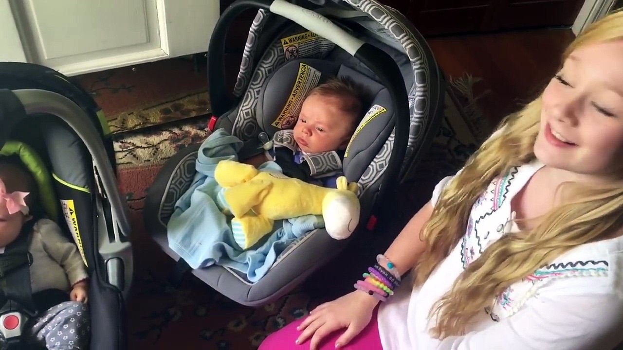 Baby sitting disaster! The day Princess Ella ha...