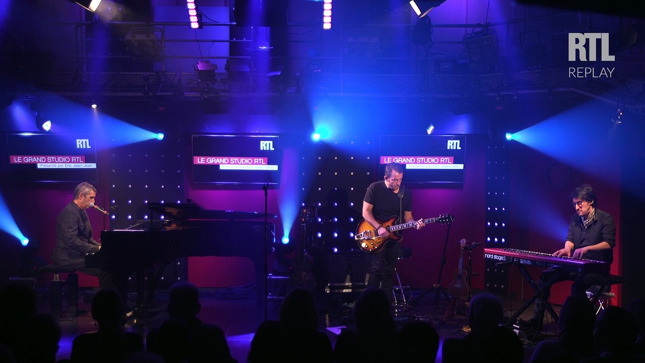 Julien Clerc - Femmes je vous aime (Live) - Le Grand Studio RTL
