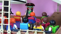Playmobil Piraten Museum - Schulausflug ins Piratenmuseum mit Lena und Chrissi Story