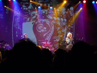 GONG au BATACLAN le 04 11 2009  7