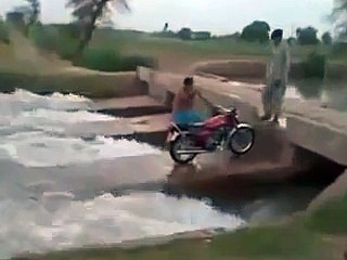 very funny Pakistani bike clips