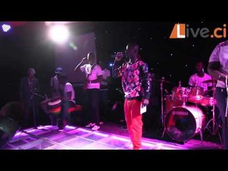 Dédicace de JC Pluriel a l'Acoustic