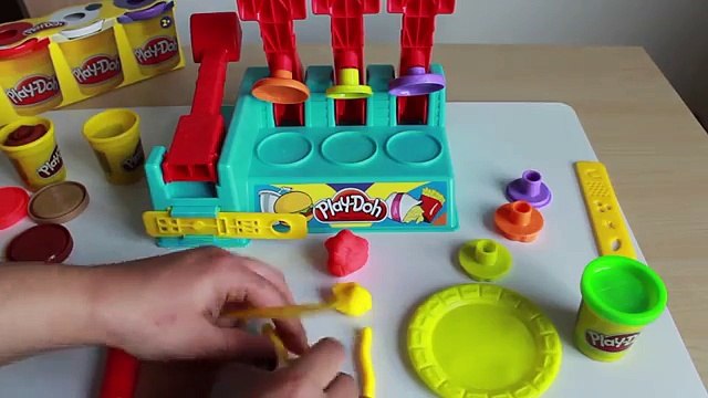 Play Doh Hot dog in Burger Builder Play Dough Review playset playdough