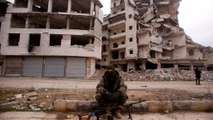 Siria: civili ancora sotto assedio, bloccato un convoglio nella provincia di Idlib