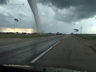 Amazing F4 Tornado