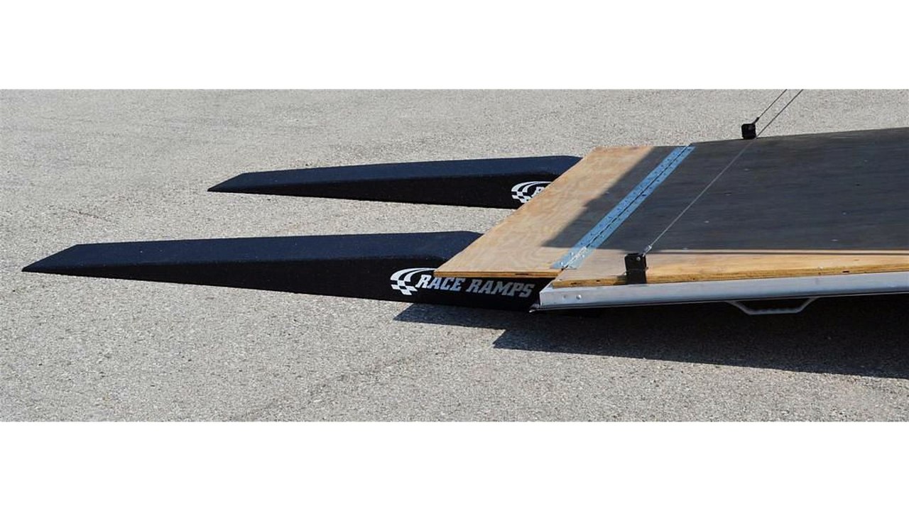 Park City Aluminum Snowmobile Trailers - Must-Have Trailer Accessories