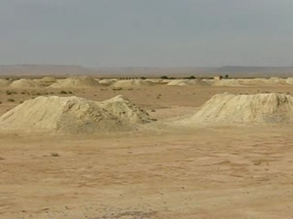 Sur la route de Merzouga, Maroc 2007