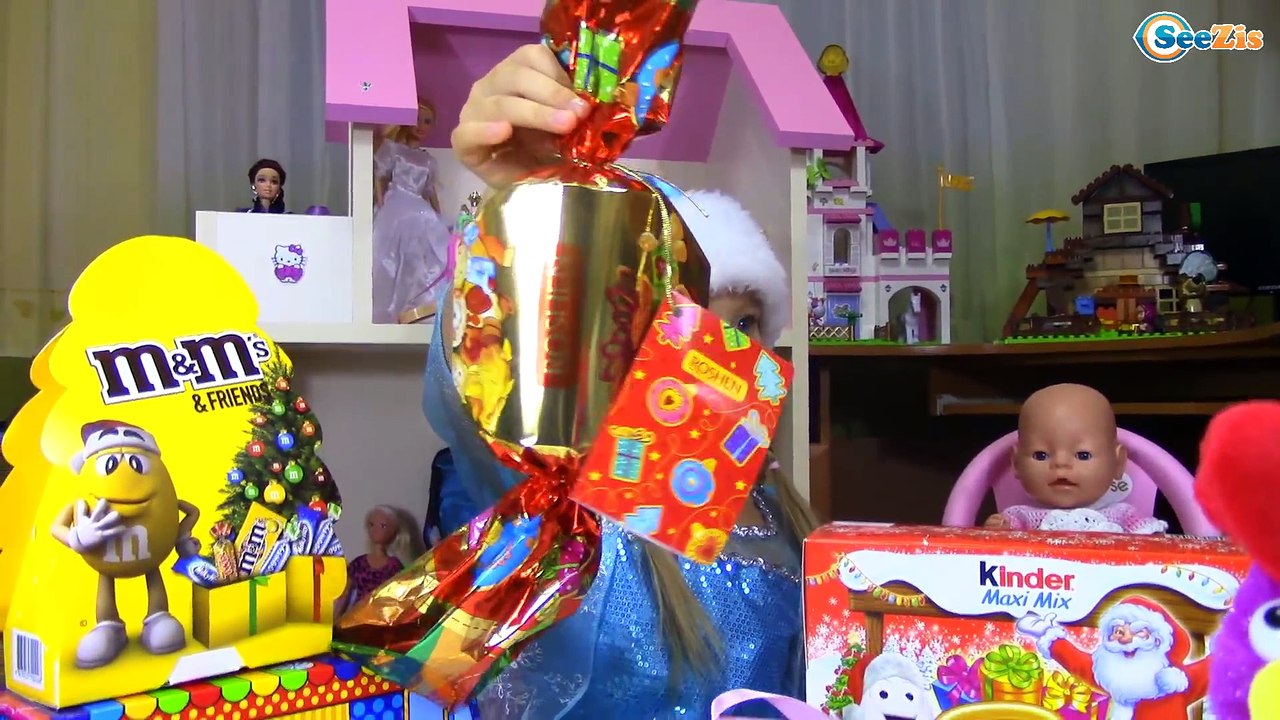 Bad Baby. Giant Candy from Santa Claus / Распаковка от Ярославы Видео для детей Tiki Taki